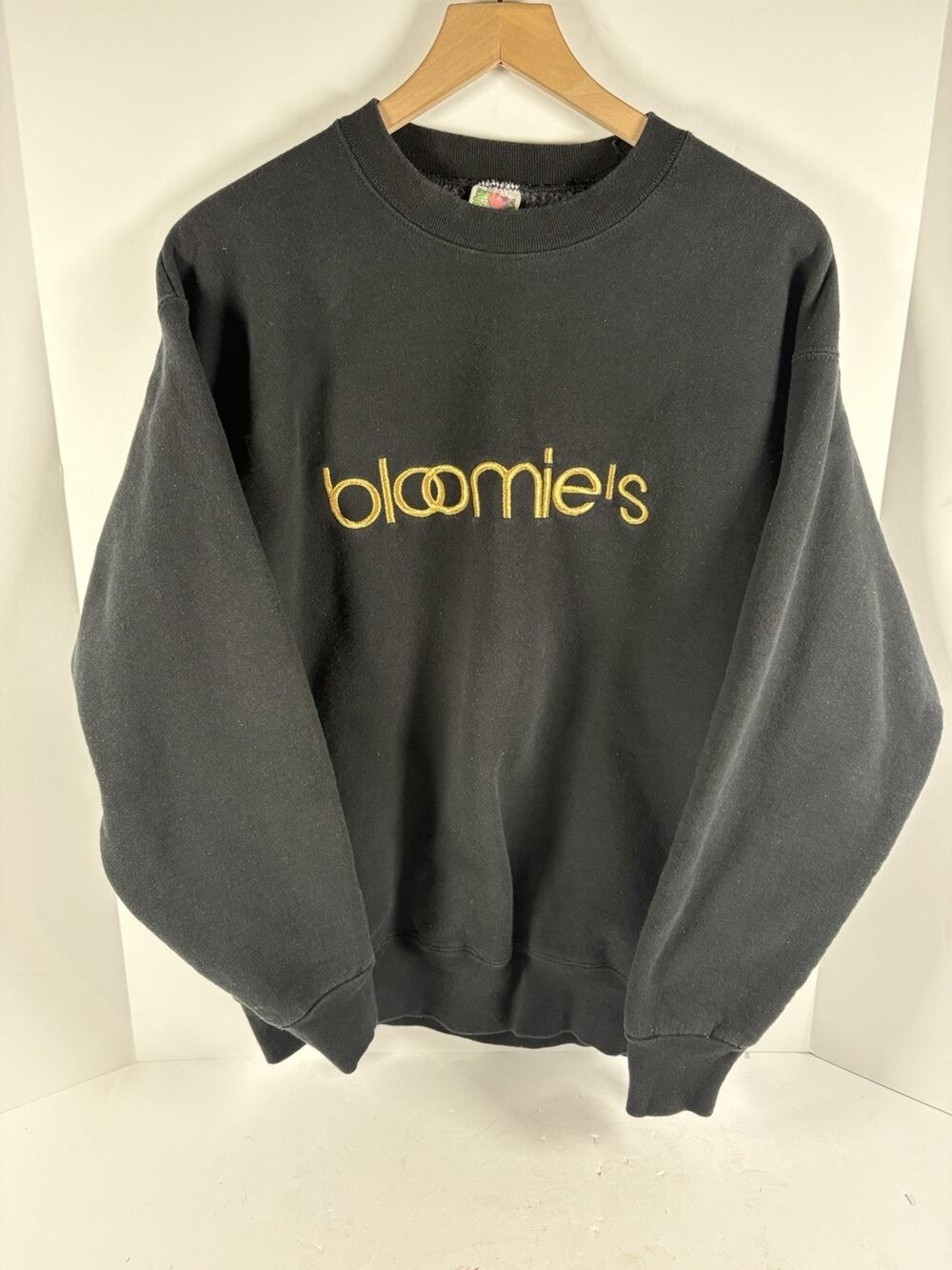 Vintage Bloomie’s Embroidered Crewneck Sweatshirt Black Fruit Loom Large L